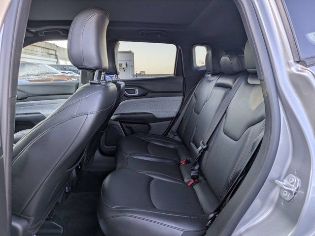 Certified 2023 Jeep Compass Latitude w/ Sun and Sound Group AWD/4WD image 14