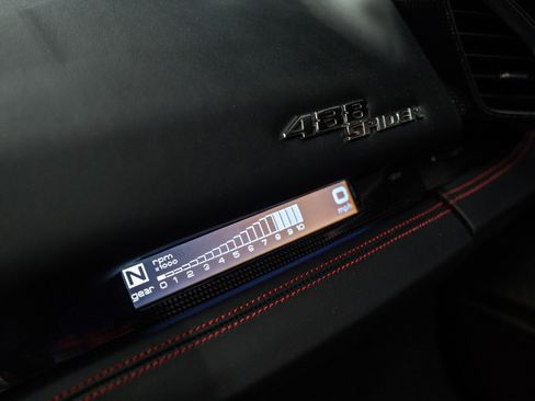 Used 2018 Ferrari 488 Spider RWD image 22