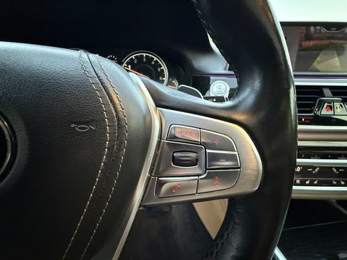 Used 2017 BMW 740i RWD image 30