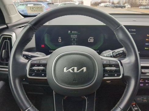 Certified 2024 Kia Sorento S image 16