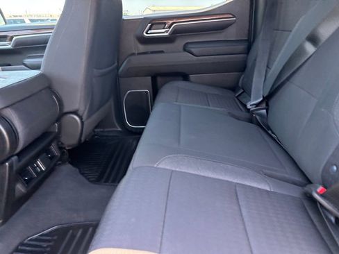 Certified 2022 Chevrolet Silverado 1500 RST AWD/4WD image 26