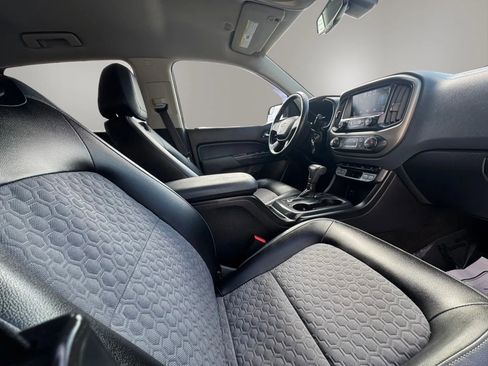 Used 2015 Chevrolet Colorado Z71 RWD image 16