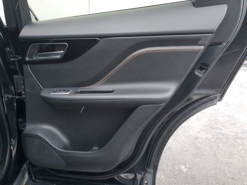 Used 2020 Jaguar F-PACE Prestige image 39