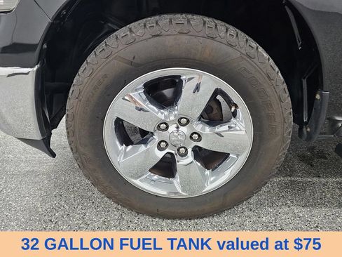 Used 2015 RAM 1500 Big Horn AWD/4WD image 11