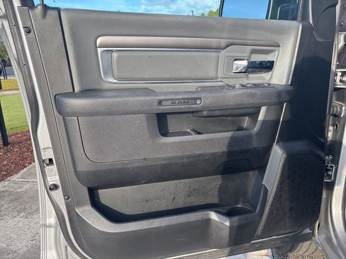 Used 2024 RAM 1500 Classic SLT image 38