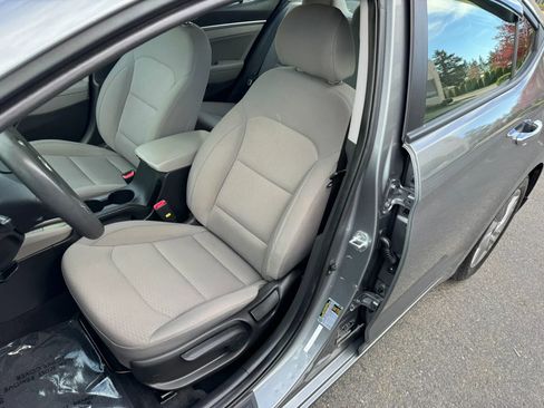 Used 2019 Hyundai Elantra SEL FWD image 24