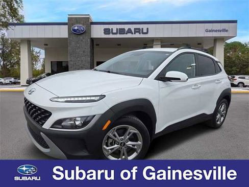 Used 2023 Hyundai Kona SEL image 1