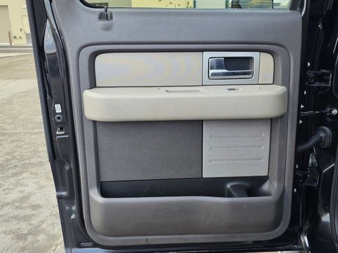 Used 2010 Ford F150 XLT image 16