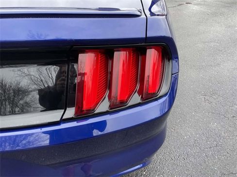 Used 2016 Ford Mustang Convertible w/ Equipment Group 051A image 30