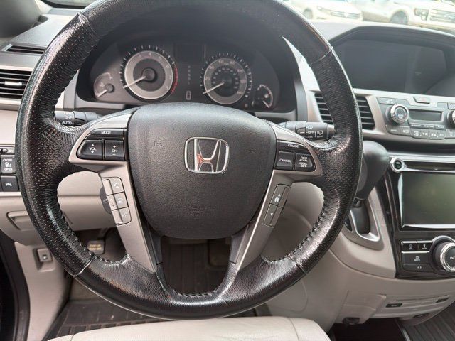 Used 2016 Honda Odyssey Touring Elite image 14