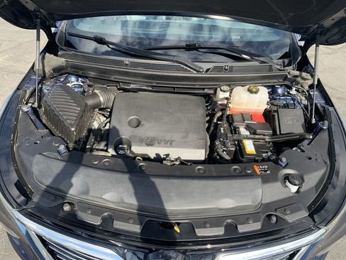 Used 2023 Buick Enclave Essence w/ Experience Buick Package AWD/4WD image 31