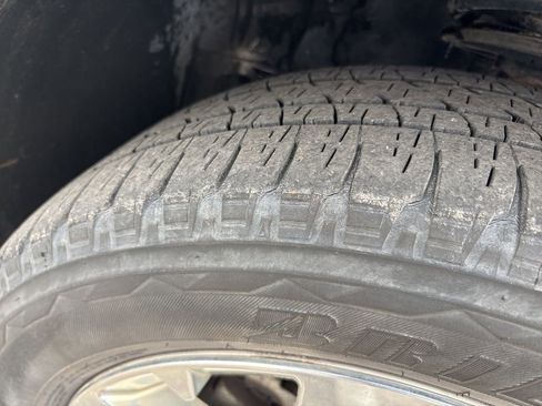 Used 2017 GMC Acadia Limited SLT image 10