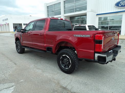 New 2026 Ford F250 XLT w/ XLT Premium Package AWD/4WD image 8