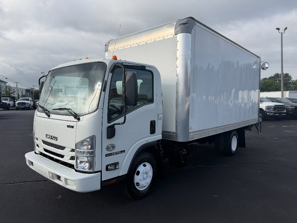 Used 2021 Isuzu NPR RWD image 4