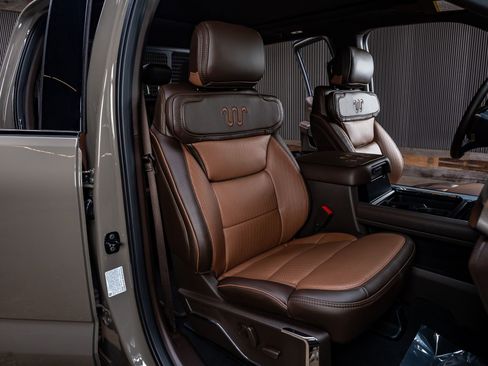 Used 2026 Ford F250 King Ranch w/ Chrome Package image 32