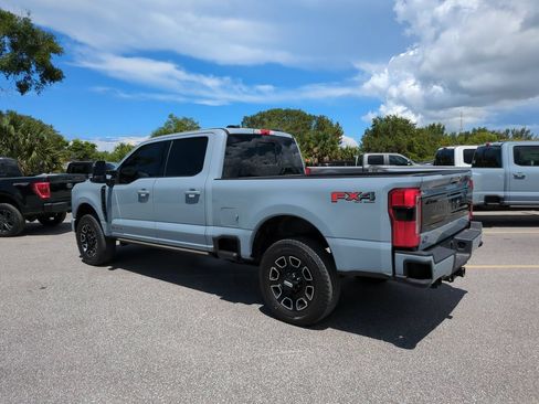 Used 2025 Ford F250 Platinum w/ FX4 Off-Road Package AWD/4WD image 5