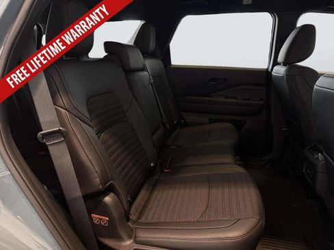 New 2026 Nissan Pathfinder Rock Creek AWD/4WD image 32