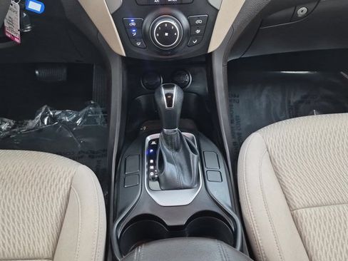 Used 2018 Hyundai Santa Fe Sport FWD image 12