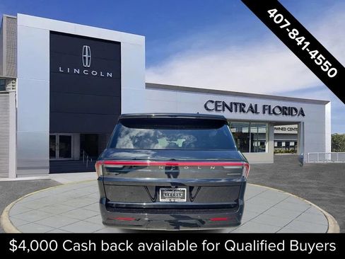 New 2026 Lincoln Navigator L Black Label AWD/4WD image 4