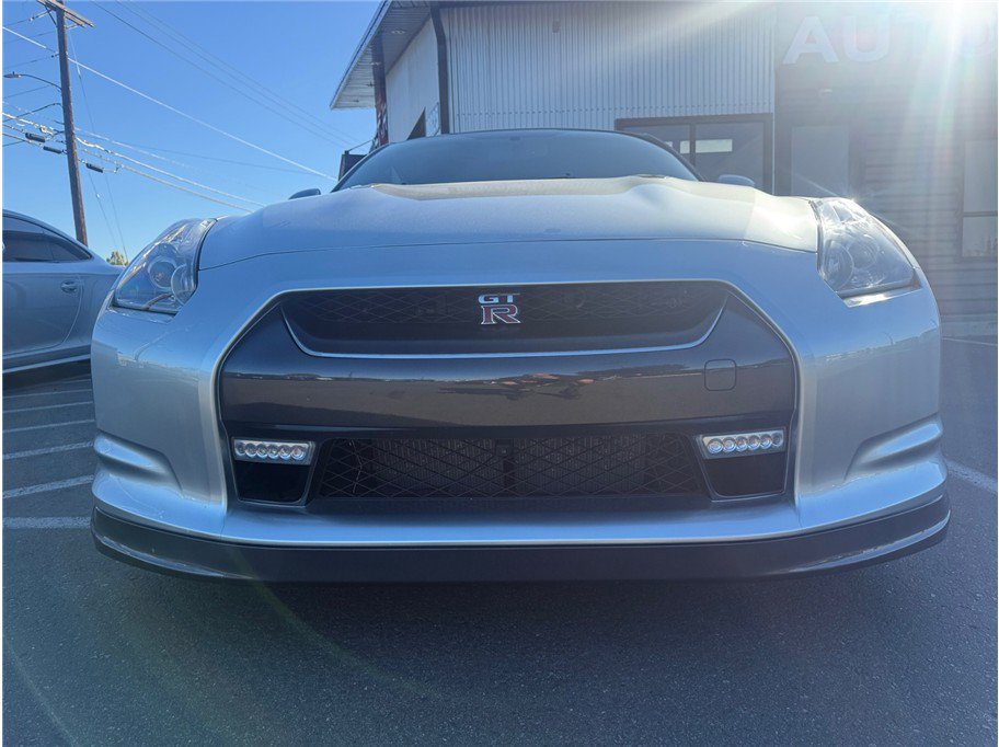 Used 2009 Nissan GT-R Premium AWD/4WD image 48