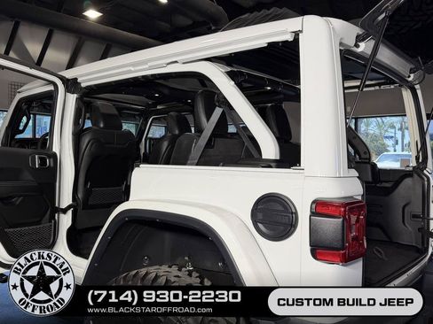 Used 2024 Jeep Wrangler Unlimited Rubicon 4xe AWD/4WD image 6