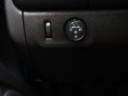 Used 2022 GMC Canyon Elevation w/ Elevation Premium Package image 25