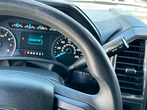 Used 2017 Ford F150 XLT image 17