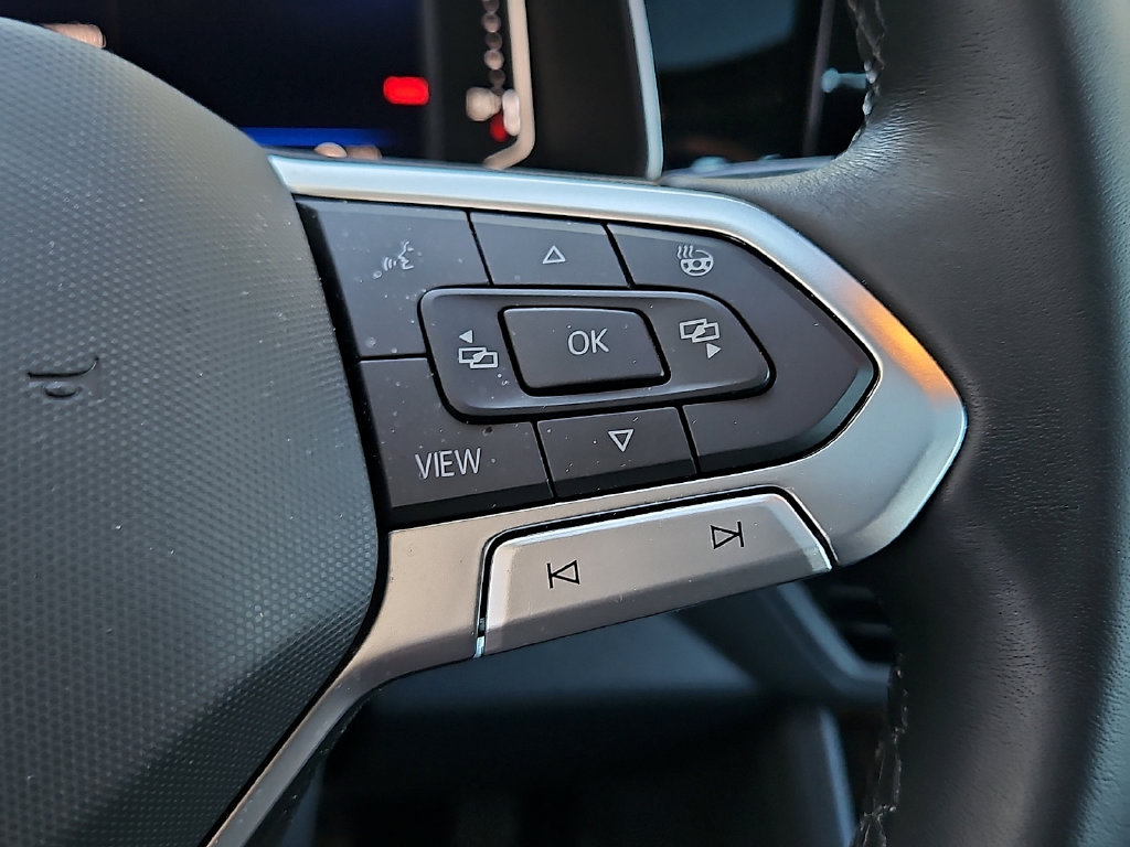 Certified 2026 Volkswagen Jetta SEL FWD image 24