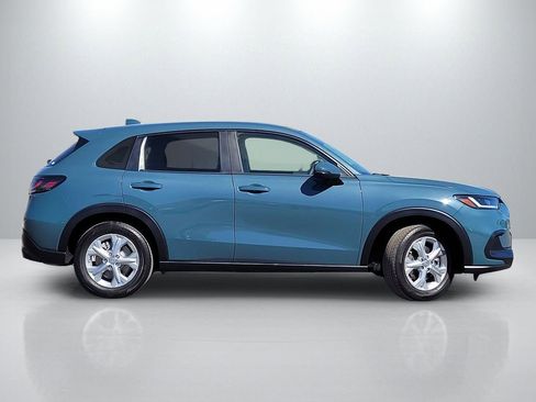 Used 2024 Honda HR-V LX image 3