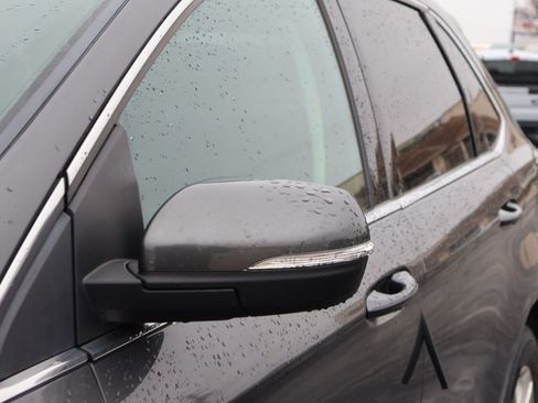 Used 2015 Ford Edge SEL w/ Equipment Group 201A image 3