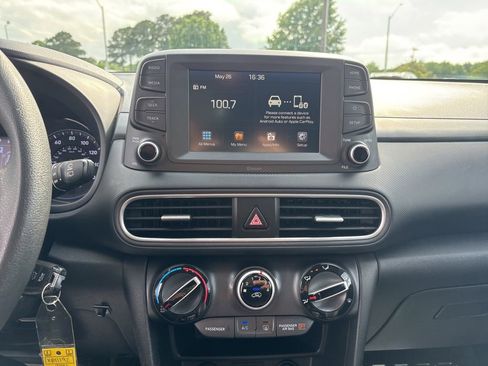 Used 2021 Hyundai Kona SE AWD/4WD image 18