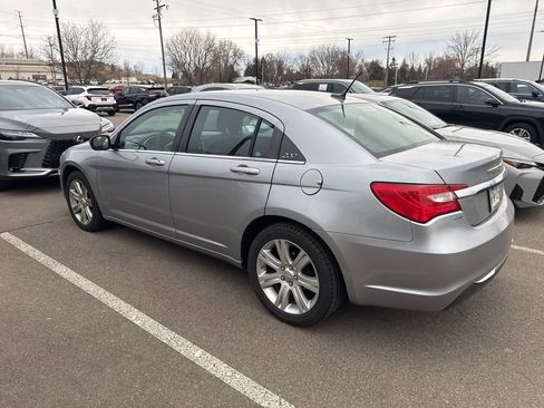 Used 2013 Chrysler 200 LX image 30