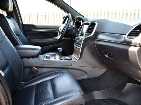 Used 2015 Jeep Grand Cherokee Limited AWD/4WD image 40