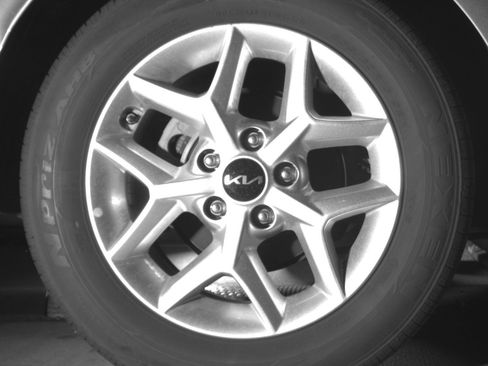 Used 2025 Kia Soul LX w/ LX Technology Package FWD image 15