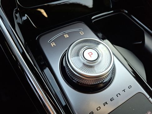 New 2025 Kia Sorento SX Prestige image 16