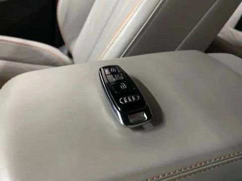 Used 2024 Audi Q8 e-tron Prestige w/ Prestige Package AWD/4WD image 95