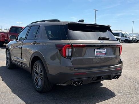 New 2026 Ford Explorer ST w/ Sun And Sound Package AWD/4WD image 5