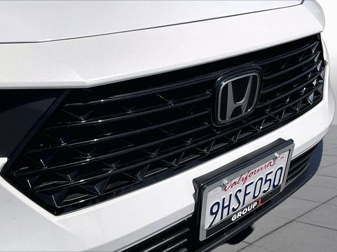 Used 2023 Honda Accord Sport image 29