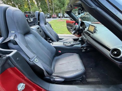 Used 2016 MAZDA MX-5 Miata Grand Touring RWD image 20