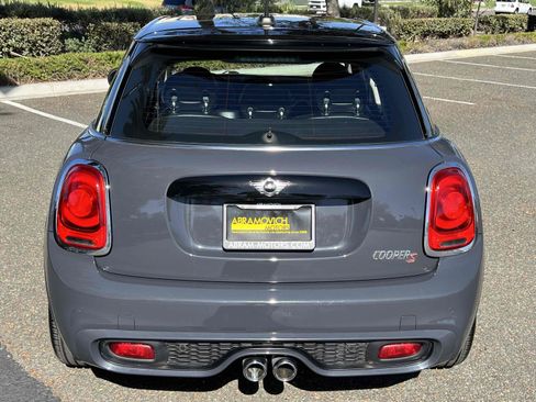 Used 2018 MINI Cooper S FWD image 35