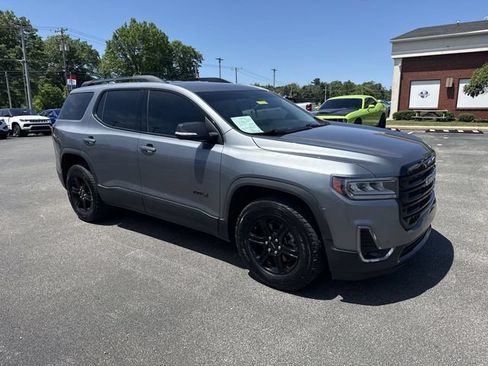 Used 2021 GMC Acadia AT4 w/ Technology Package AWD/4WD image 11
