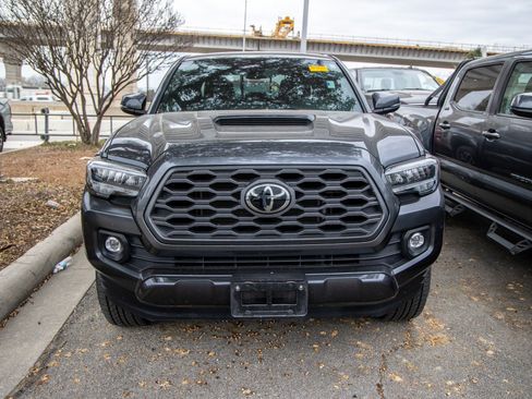 Used 2023 Toyota Tacoma TRD Sport image 4