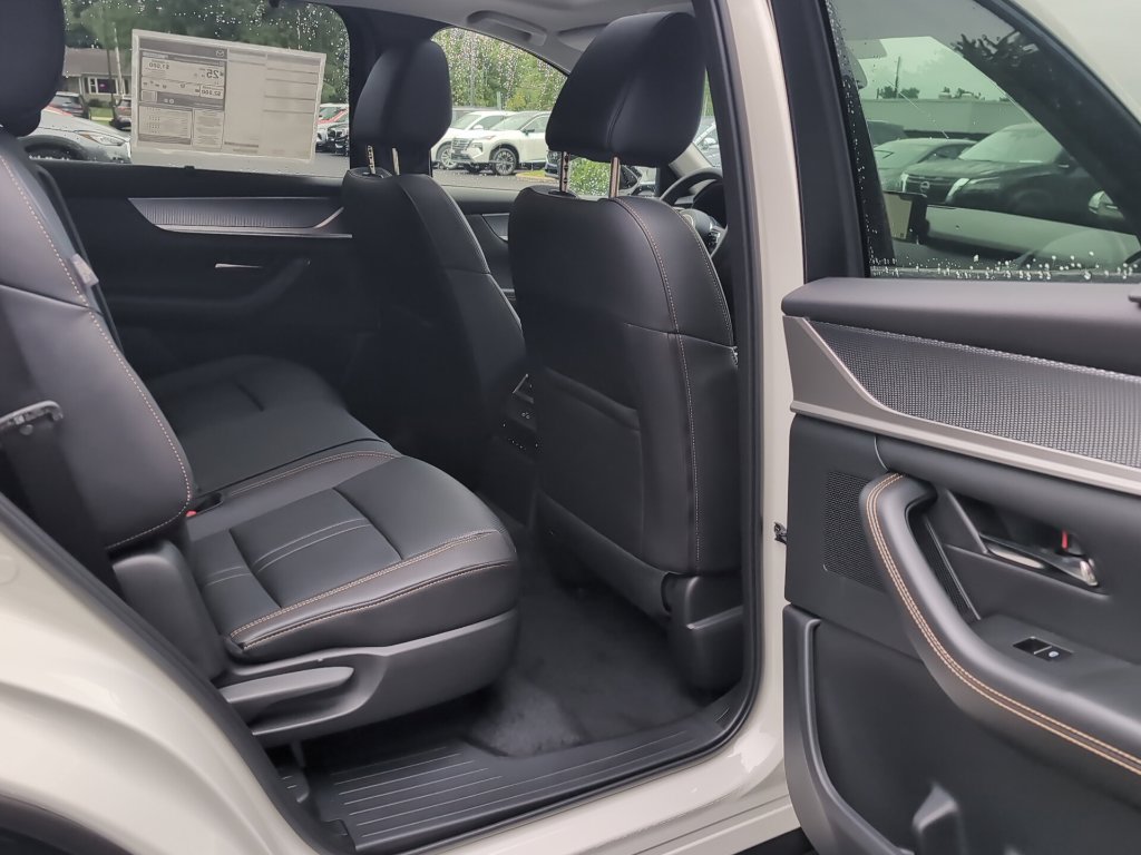 New 2026 MAZDA CX-70 3.3 Turbo w/ Premium Package AWD/4WD image 8
