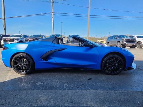 Used 2024 Chevrolet Corvette Stingray Preferred Conv w/ Z51 Performance Package RWD image 6