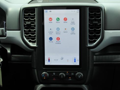 Used 2025 Ford Ranger XL RWD image 18