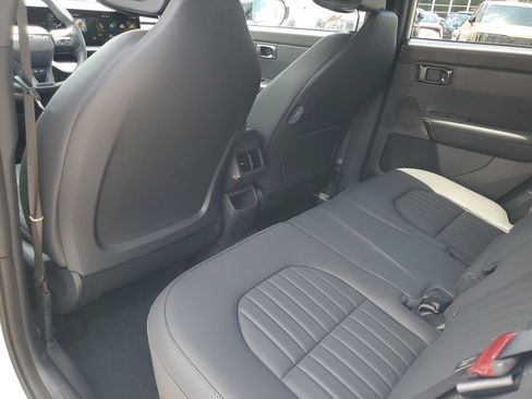 New 2027 Kia Seltos X-Line S AWD/4WD image 23