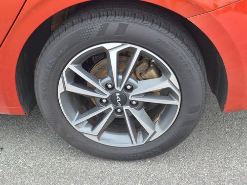 Used 2024 Kia Forte LXS FWD image 17