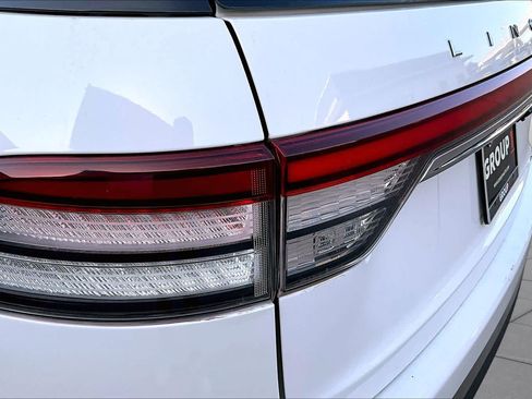 Used 2021 Lincoln Aviator Reserve w/ Elements Package Plus RWD image 27