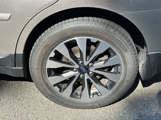Used 2016 Subaru Outback 2.5i Limited AWD/4WD image 5