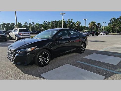 Used 2024 Nissan Sentra SV FWD image 24